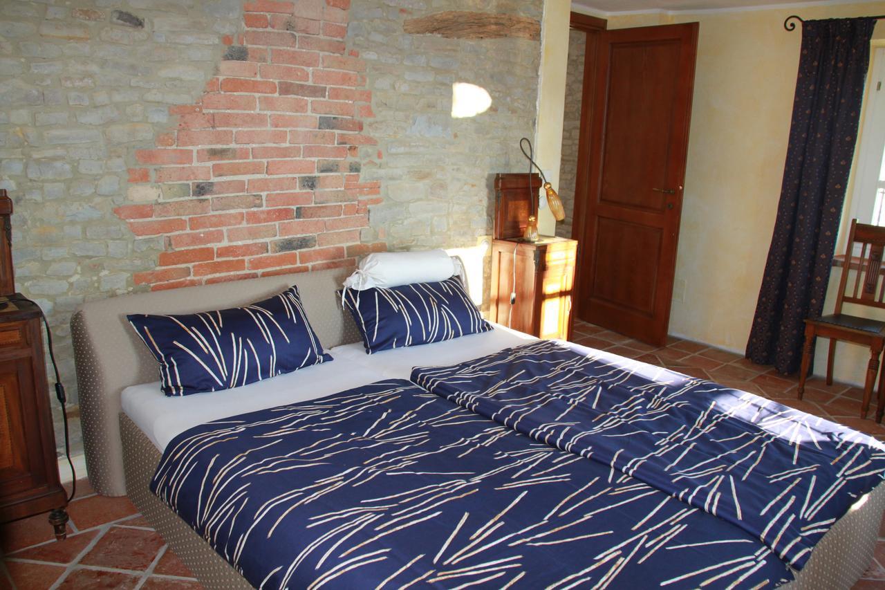 Bed and Breakfast Cascina Marotta Albaretto della Torre Экстерьер фото